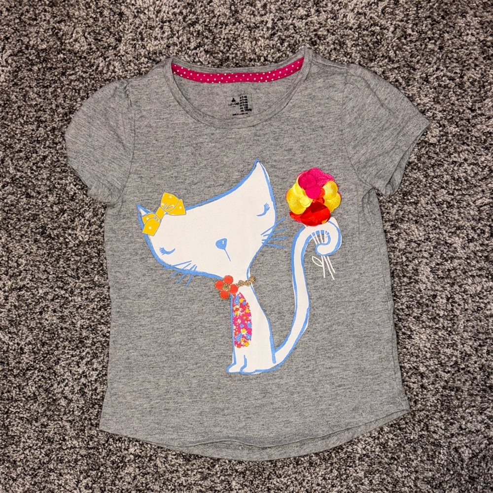 GAP Gray T-Shirt with Colorful Cat Design